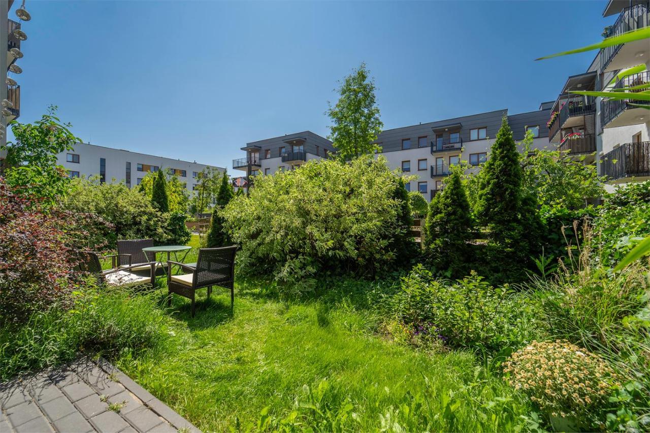 Bluszczanska Modern Urban Apartment Warsaw Exterior photo