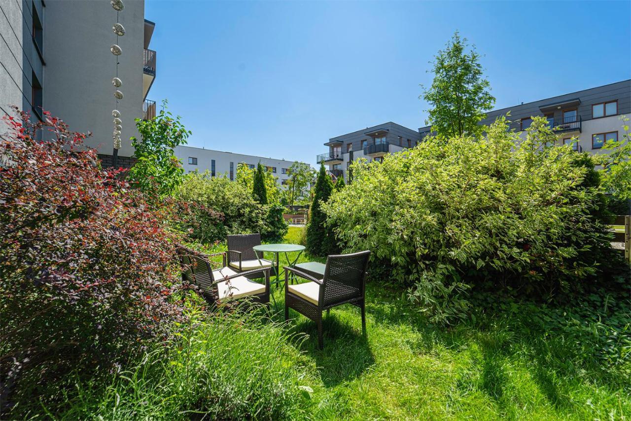 Bluszczanska Modern Urban Apartment Warsaw Exterior photo