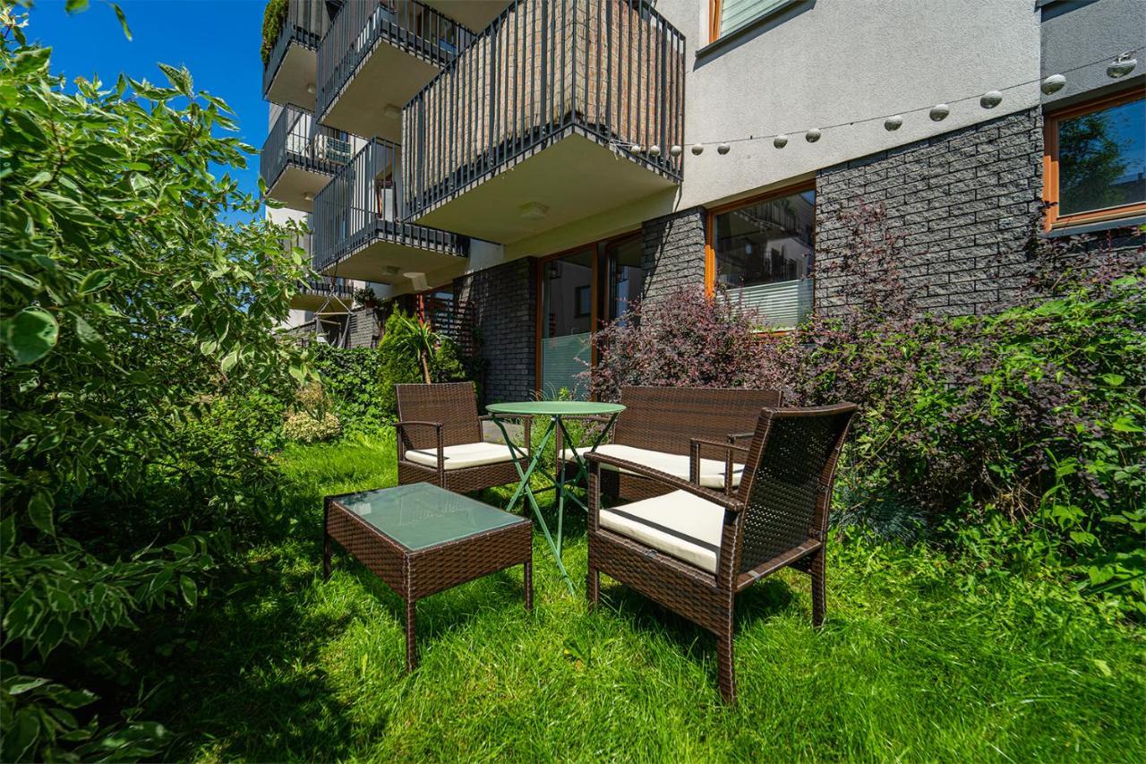 Bluszczanska Modern Urban Apartment Warsaw Exterior photo